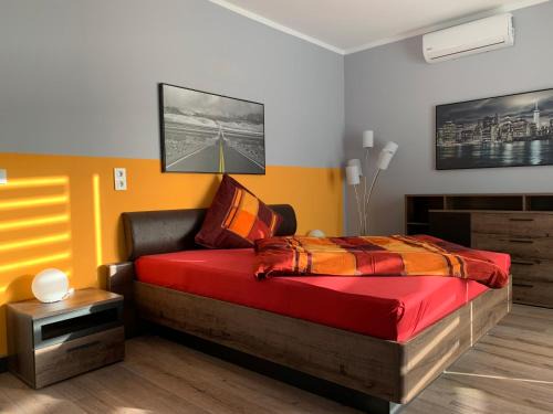 Remscheid Apartment | Stadtvilla Intzeplatz - Apartment Föhr