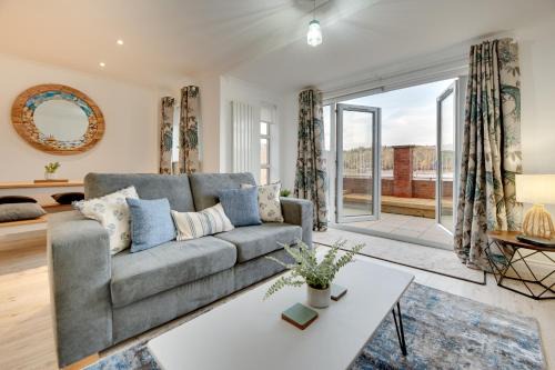 Newcastle-upon-Tyne Apartment | Staithes House - By Week2Week