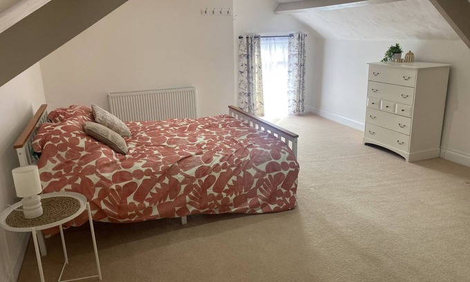 Stockton-on-Tees Apartment | Standard Apartment Street View