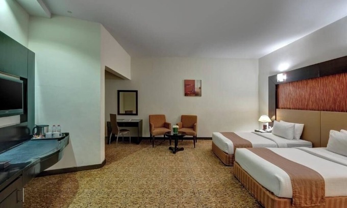 Al Khan Apartment | Standard Double Or Twin Room Near Expo Centre SHJ
