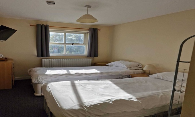 Manchester Apartment | Standard Double Room