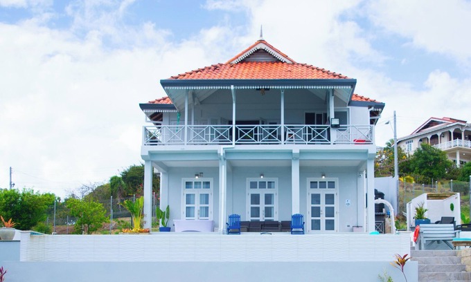 Bacolet House | Stara's Escape a Coastal Haven - Entire home in Scarborough, Tobago