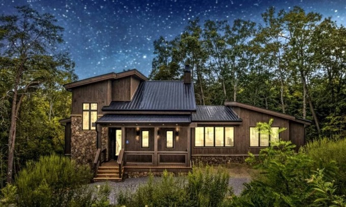 Sevierville Cabin | Starlight Ridge - Luxury Indoor Pool with Theatre