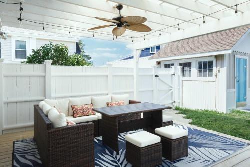 Gloucester House | Stay at East Gloucester