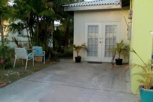 Harrismith Apartment | Stay Awhile Studio Apartment - Live Like A Local