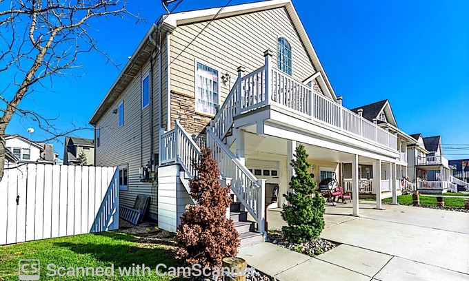 Ventnor City House | Stay in our spacious Ventnor City , minutes from the Atlantic City Boardwalk