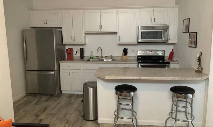 Fort Madison Apartment | Stay in this Unique SE Iowa Apt