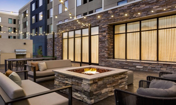 Lexington Hotel | Staybridge Suites Lexington S Medical Ctr Area by IHG
