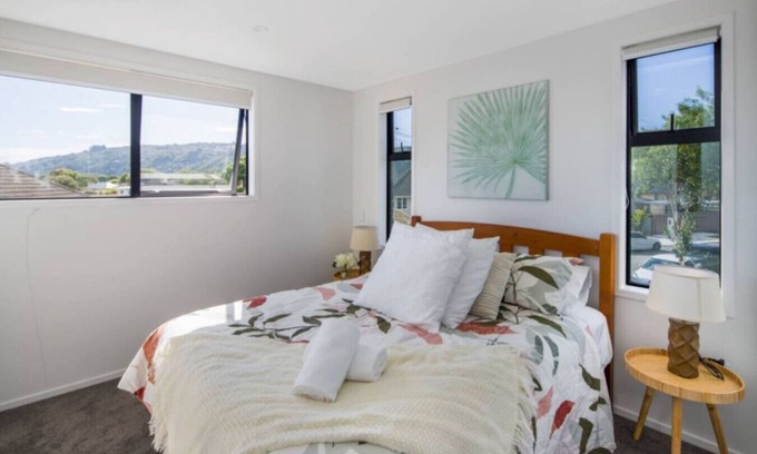 Wellington Region House | Staycation Treasure at Johnston