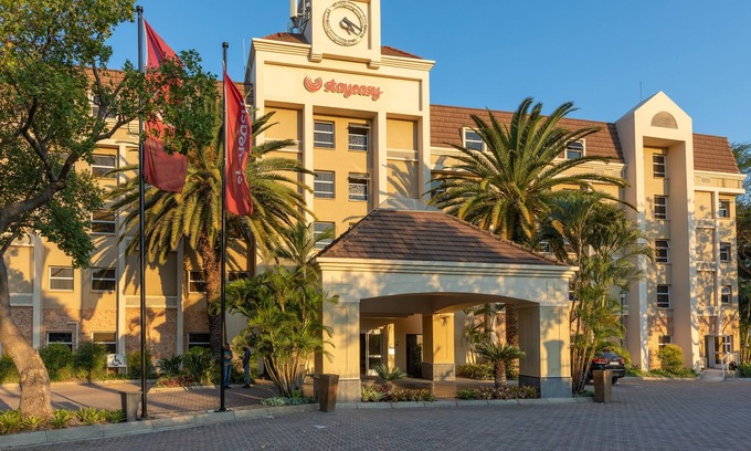 Nelspruit Hotel | StayEasy Mbombela