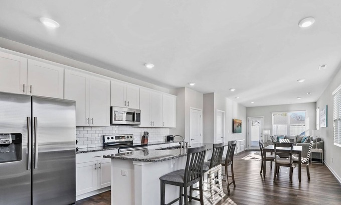 Concord House | StaysByWalker 2BR TownHome | King Beds/Fenced Yard