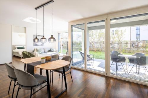 Dietikon District Apartment | STAYY Green Oasis near Zurich I free Parking I TV