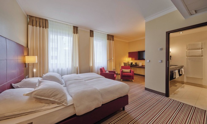 Hauptbahnhof Hotel | Steigenberger Graf Zeppelin