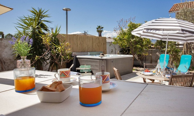 La Marana Villa | Stella Baggia house with jacuzzi near the sea