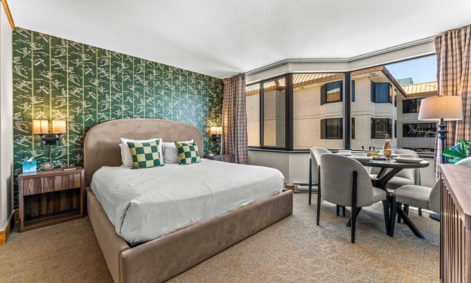 Crested Butte Condo | Stellar Location, Hot Tub, Heated Pool, Steam Room/Gym!