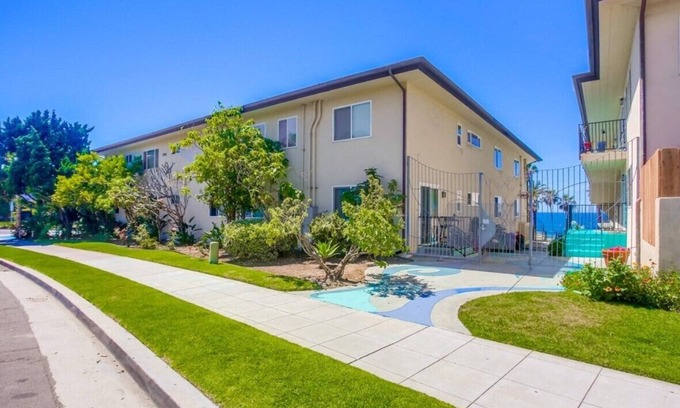 Village of La Jolla Condo | Steps from Ocean/Pet Friendly/Walk to Village