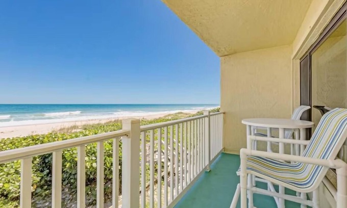 Indialantic By The Sea Resort | Steps from Scenic Indialantic Beach | Spacious Suite w/Kitchen | Pool Access
