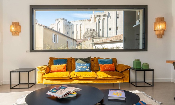 Avignon City Centre Apartment | Steps to Papal Palace — 2 luxury suites AC terrace reserved underground parking