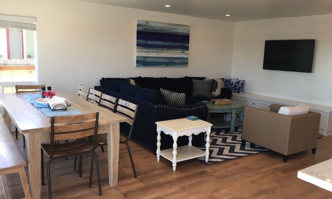 Cayucos House | Steps to the beach! Clean, white, crisp+hot tub for a relaxing getaway!