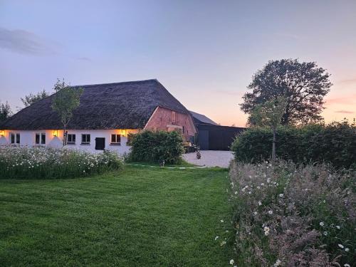 Klarenbeek House | Stijlvolle woonboerderij