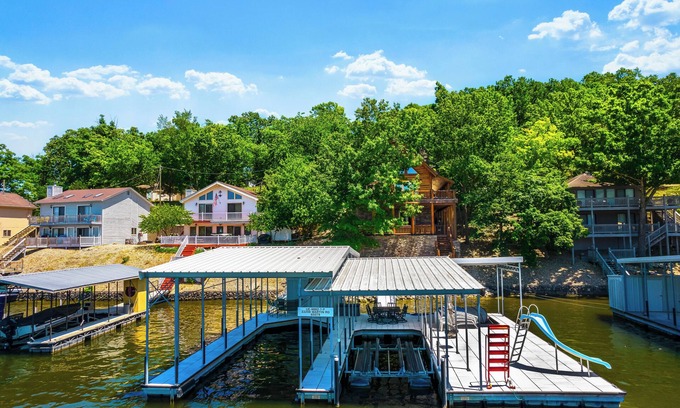 Sunrise Beach House | Still Water Cabin - Stunning lakefront cabin