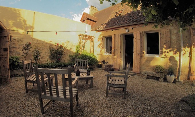 Cenac-et-Saint-Julien House | Stone house in the heart of the Périgourdine countryside