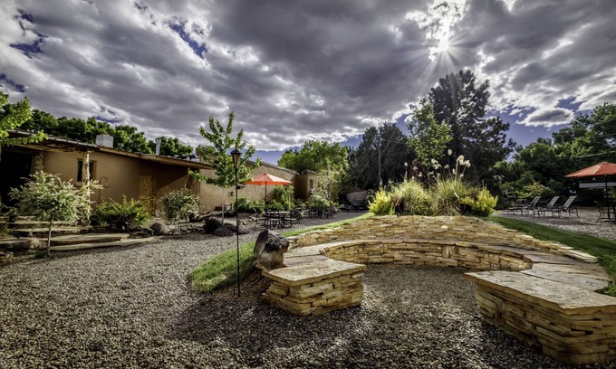 Blanding Hotel | Stone Lizard Lodging