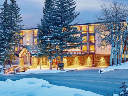 Snowmass Village Hotel | Stonebridge Inn