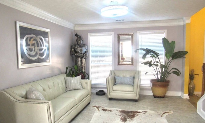 Lithonia House | Stonecrest Romantic Getaway
