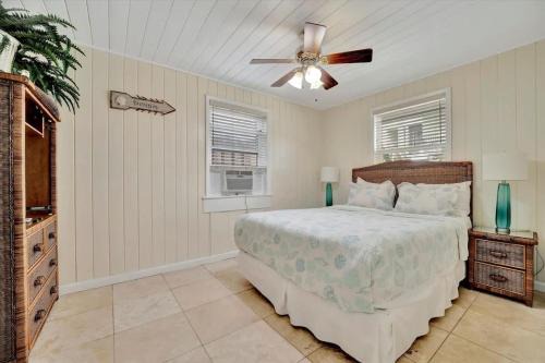 Independence Square Apartment | Stones Throw Beachside Bungalow #2 AT THE BEACH