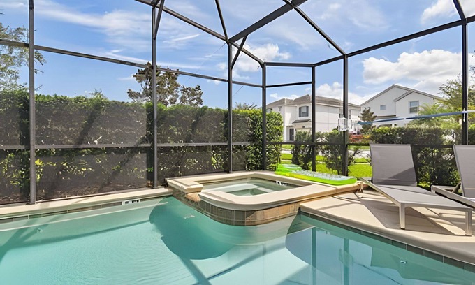 Kissimmee Villa | Storey Lake Luxury | 6BR Home + Pool