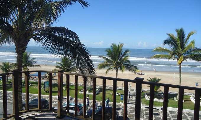 Tombo Hotel | Strand Hotel