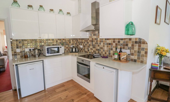 Malvern Cottage | Stubb Oak