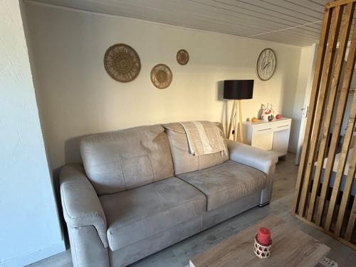 La Celle-sous-Gouzon Apartment | Studio équipé calme & confort