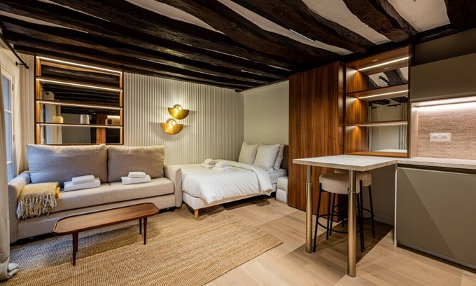 4th Arrondissement Apartment | Studio 2pers # Île St Louis # Bord de Seine