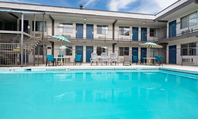 Grand Junction Hotel | Studio 6 Grand Junction, CO