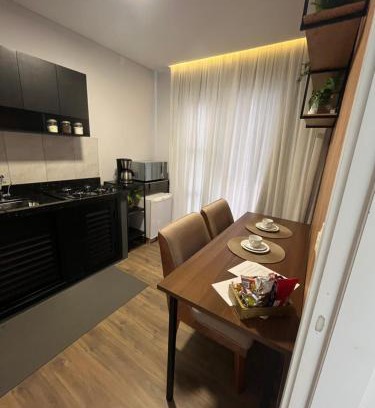 Estrada das Areias Apartment | Studio aconchegante e tranquilo! Perto de tudo!