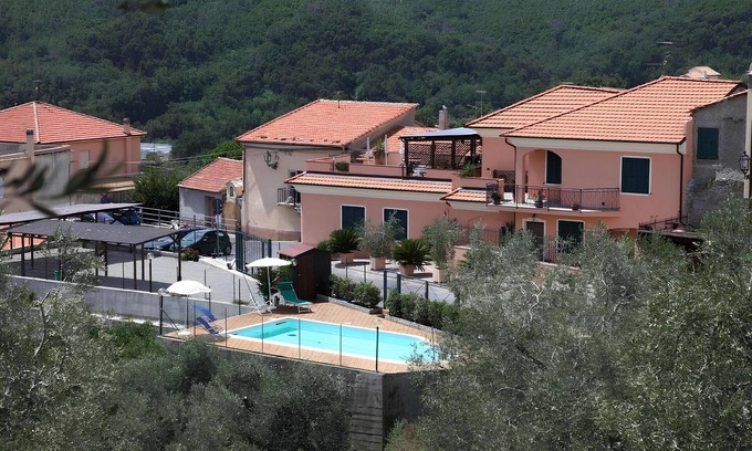 Cenesi Apartment | Studio Apartment 'Gli Angeli Agriturismo - Zio Antonio' with Shared Pool, Wi-Fi and Air Conditioning