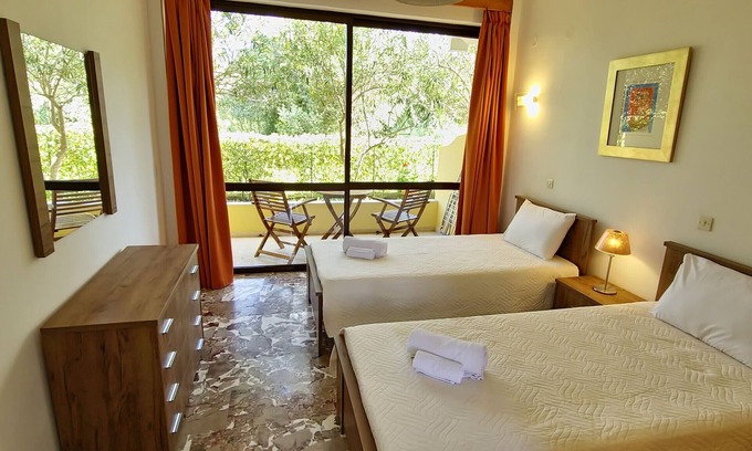 Melikia Apartment | Studio Apartment 'Alexandra Studio 4' with Private Balcony & Wi-Fi