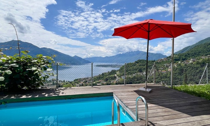 Gordola Apartment | Studio apartment "Casa Elisabetta" with swimming pool