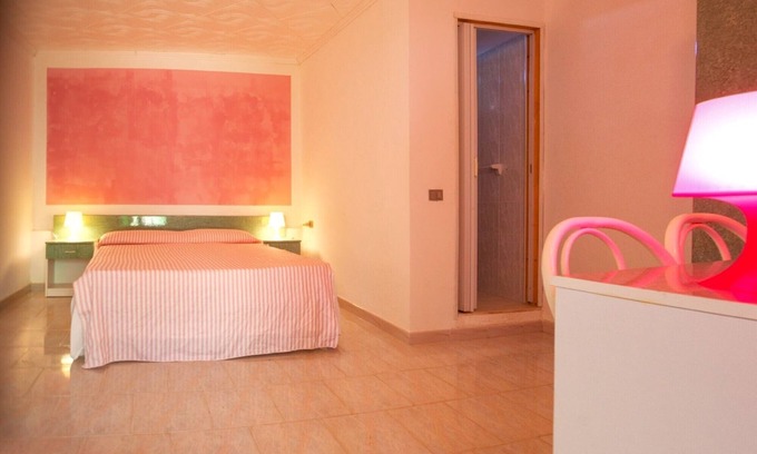 Chiesiola Apartment | Studio Apartment 'Falcone-Mono Type A113 Kitchen' with Sea View, Wi-Fi and Air Conditioning