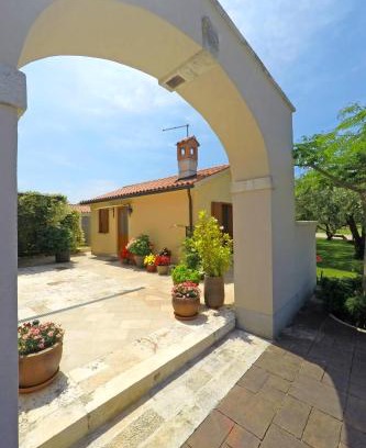 Crveni Vrh Apartment | Studio Apartment Volta