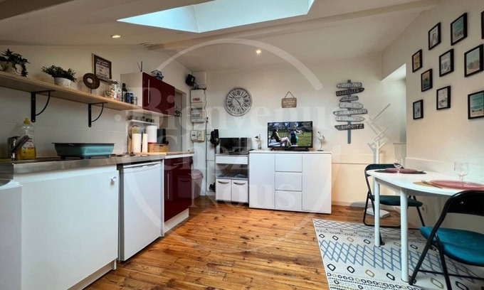 La Gare Apartment | Studio Avenue de la République (A)