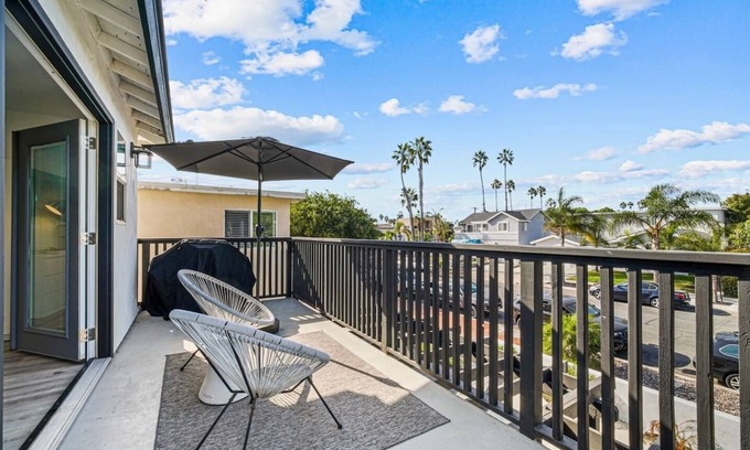 Crown Point Apartment | Studio Beach Rental in Pacific Beach, San Diego