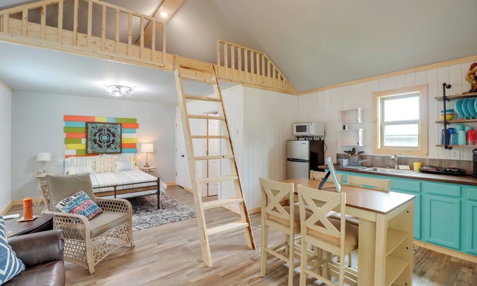 Higden Apartment | Studio Cabin in Higden: Boating, Fishing & More!