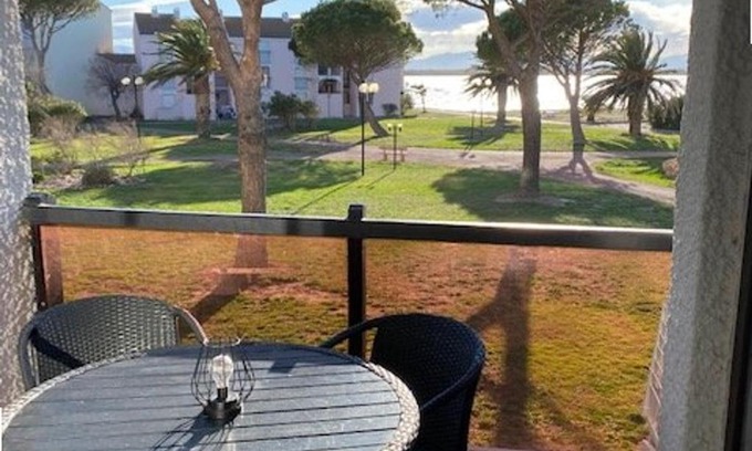 Le Barcares Apartment | Studio Cabine à Le Barcarès, 4 couchages, terrasse, parking, piscine et activités sportives - FR-1-195-23