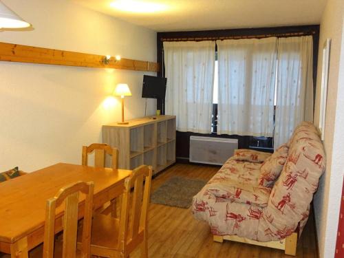 Les Gets Apartment | Studio cabine lumineux aux Gets, 4 pers, proche piste et commerces, parking privé - FR-1-802-58