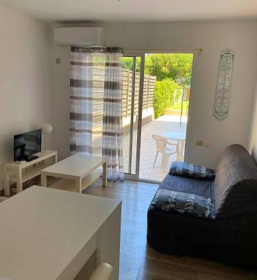La Penne-sur-Huveaune Apartment | Studio calme près d’Aubagne