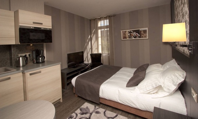 Nuits-Saint-Georges Apartment | Studio charmant au centre ville