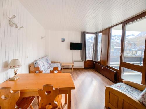 Le Lavachet Apartment | Studio confortable proche pistes et commerces avec balcon - FR-1-502-498